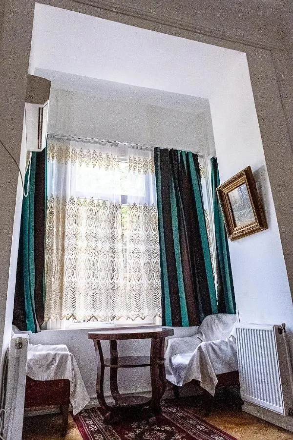 Hotel Gutsa Artists Mini-Hotel Tbilisi