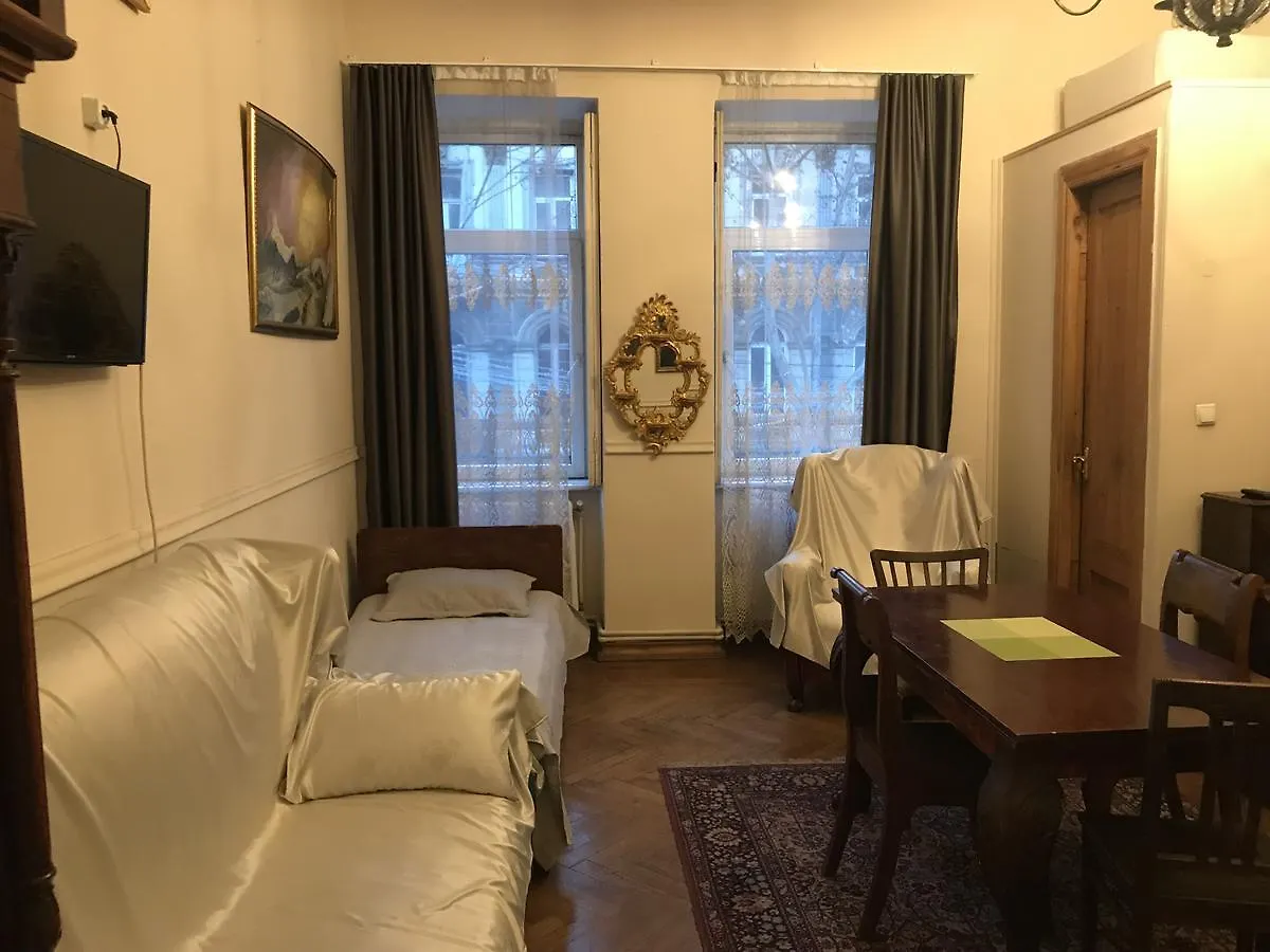 Gutsa Artists Mini-Hotel Tbilisi