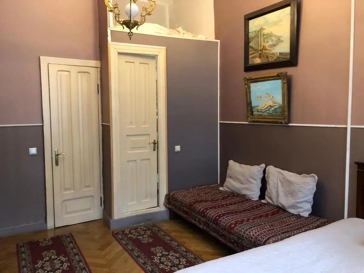 Hotel Gutsa Artists Mini-Hotel Tbilisi