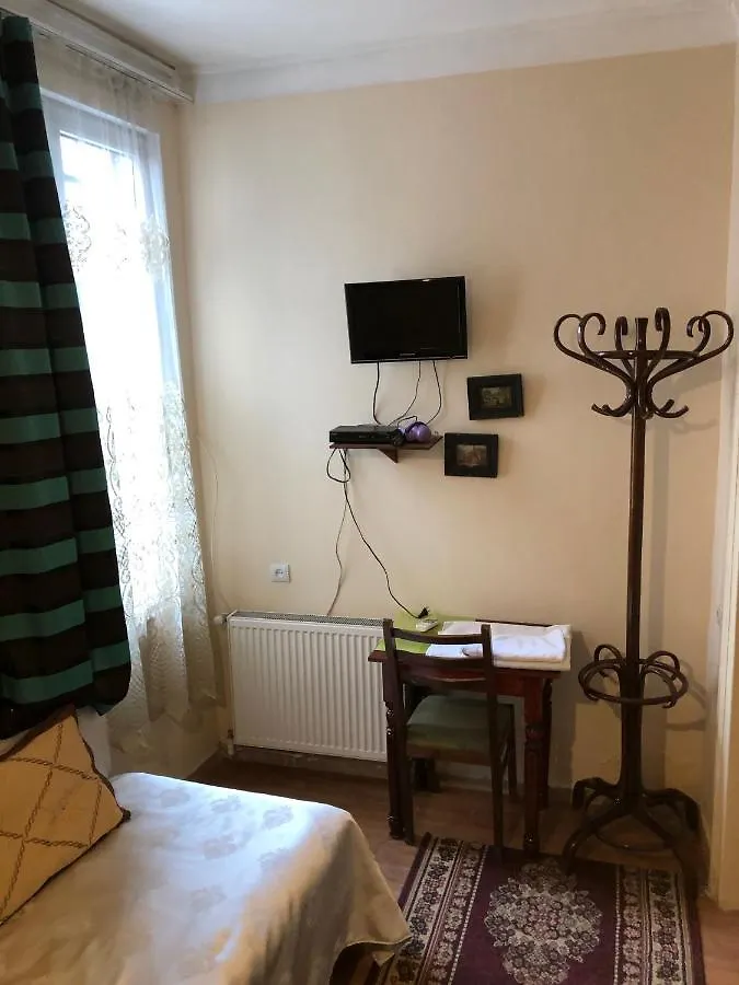 Hotel Gutsa Artists Mini-Hotel Tbilisi
