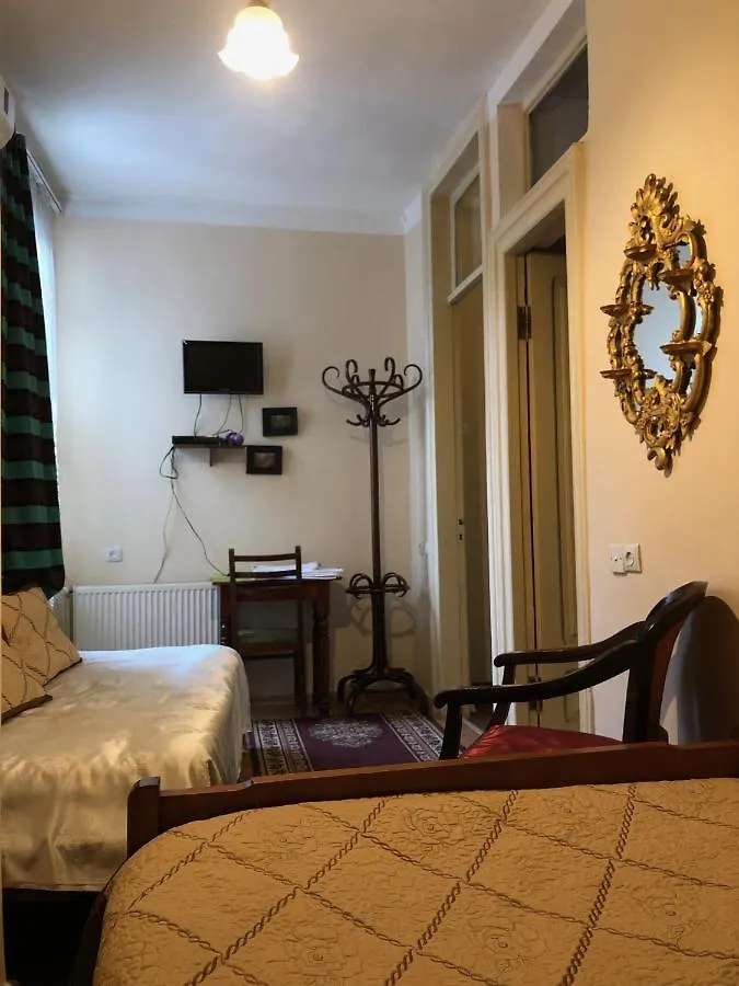 Gutsa Artists Mini-Hotel Tbilisi Hotel